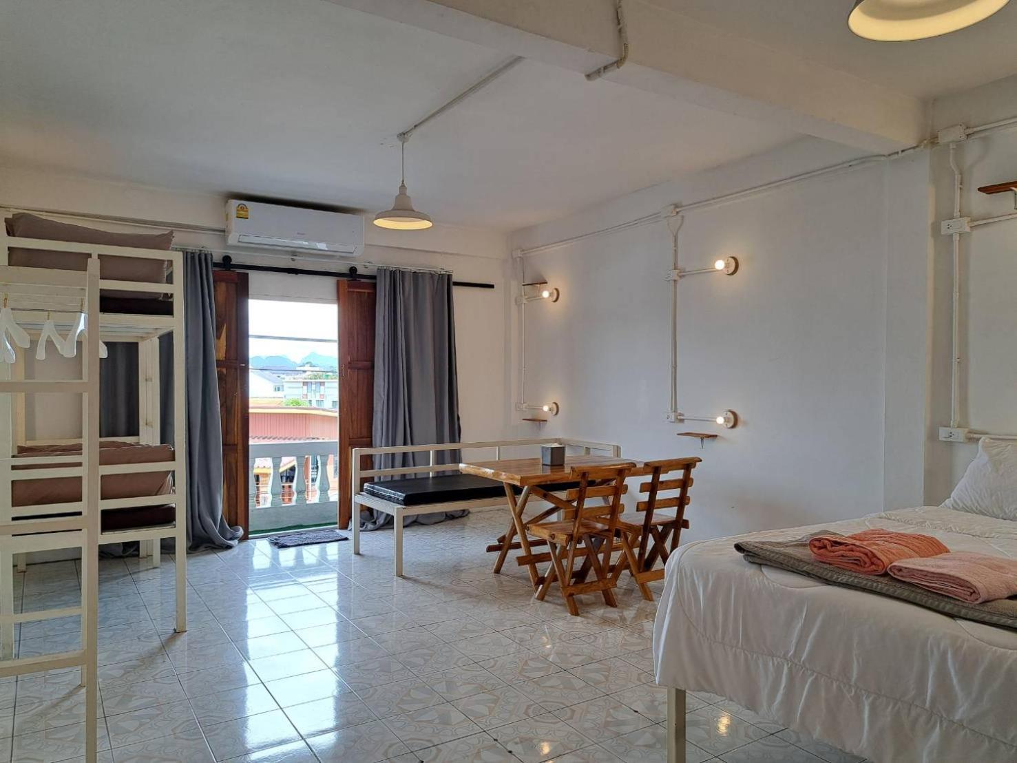 8 Sleeper Street Guesthouse Krabi town Exterior foto