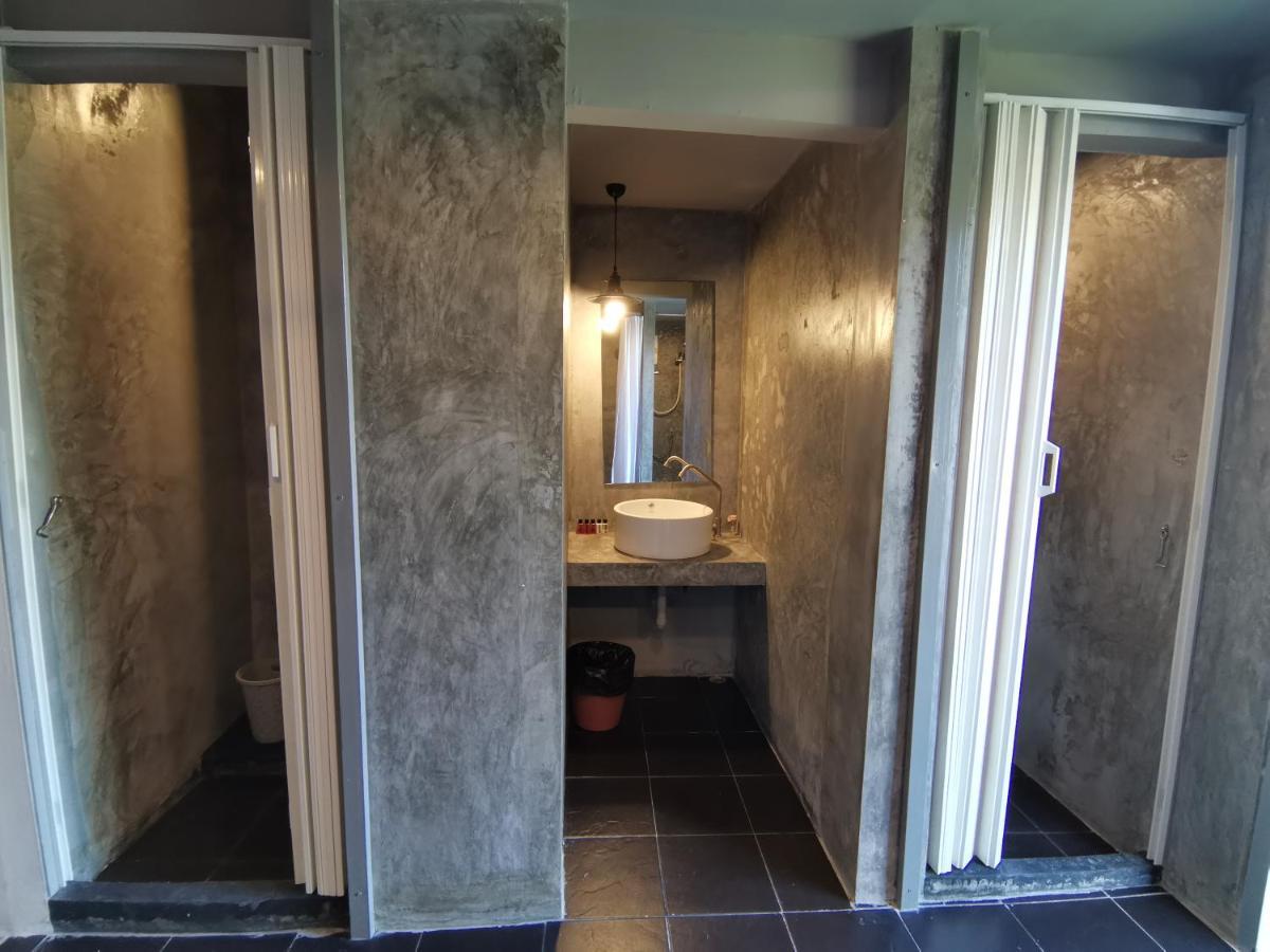 8 Sleeper Street Guesthouse Krabi town Exterior foto